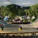 Progress Outdoor Surf Ostello