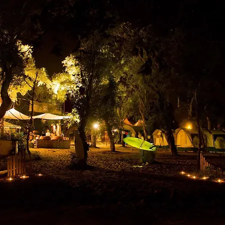 Progress Outdoor Surf אכסניה מולייטס-אה-מא