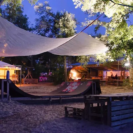 Progress Outdoor Surf