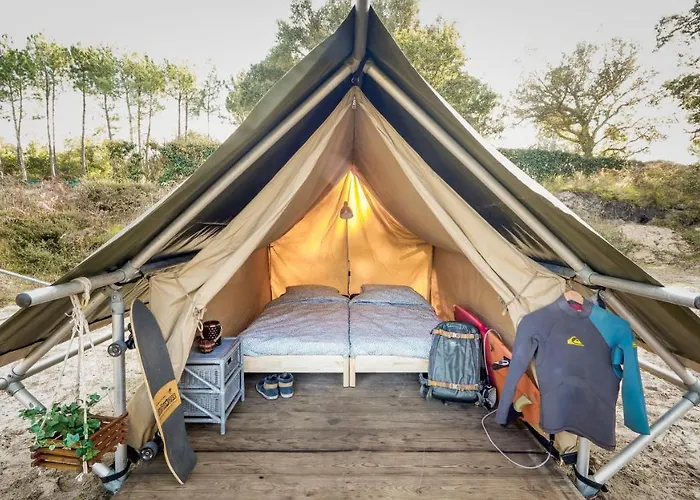 Progress Outdoor Surf Hostel