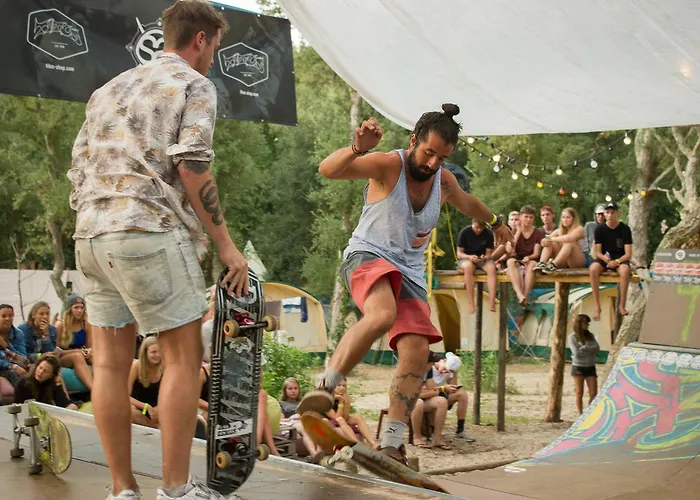 Progress Outdoor Surf * מולייטס-אה-מא